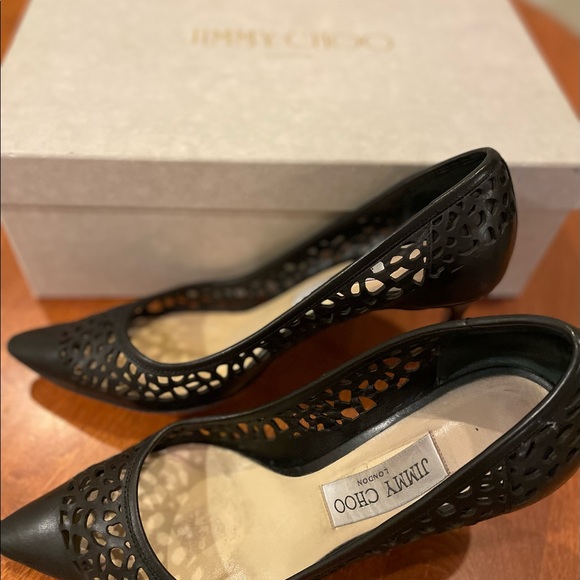 Black Jimmy Choo pumps in good condition. - Picture 3 of 7